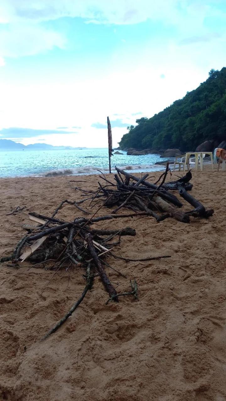 Efferus Hostel Ubatuba Εξωτερικό φωτογραφία
