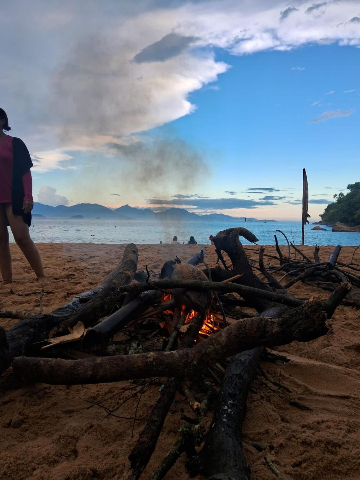 Efferus Hostel Ubatuba Εξωτερικό φωτογραφία
